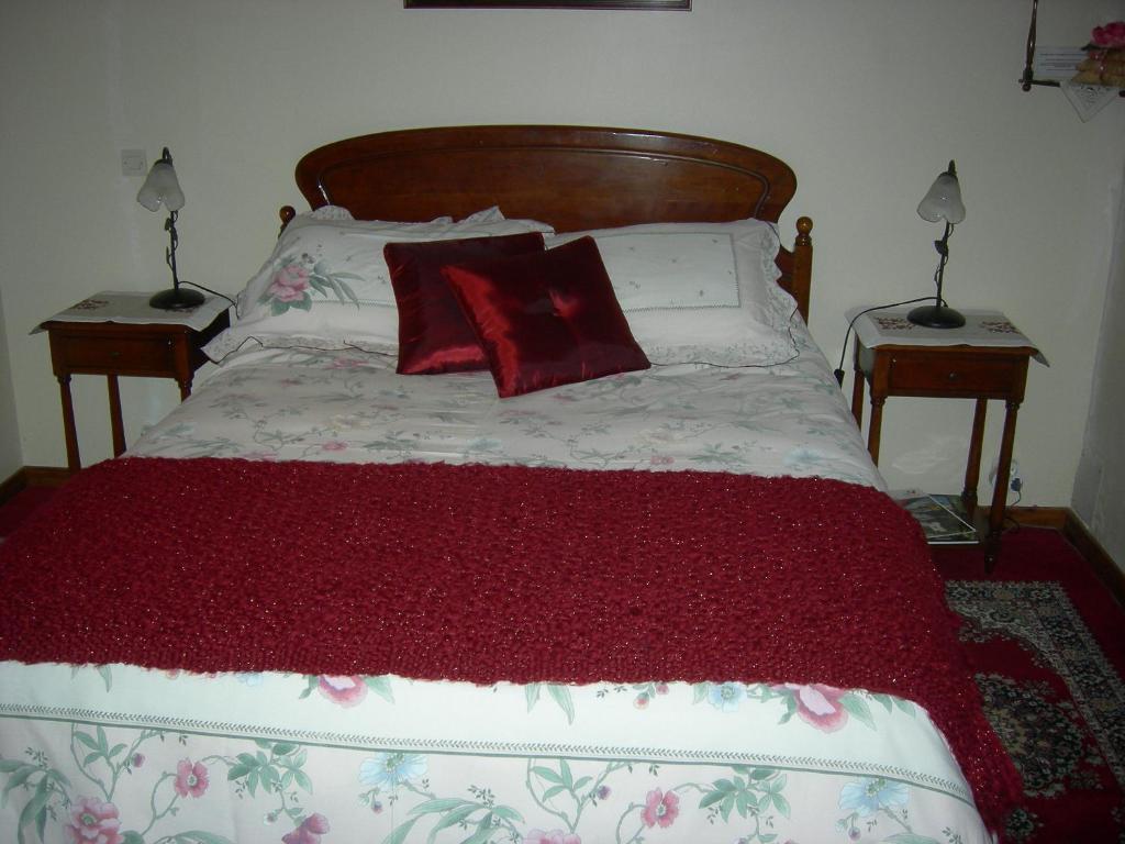 La Ferme Rose Bed & Breakfast Cergy Bilik gambar