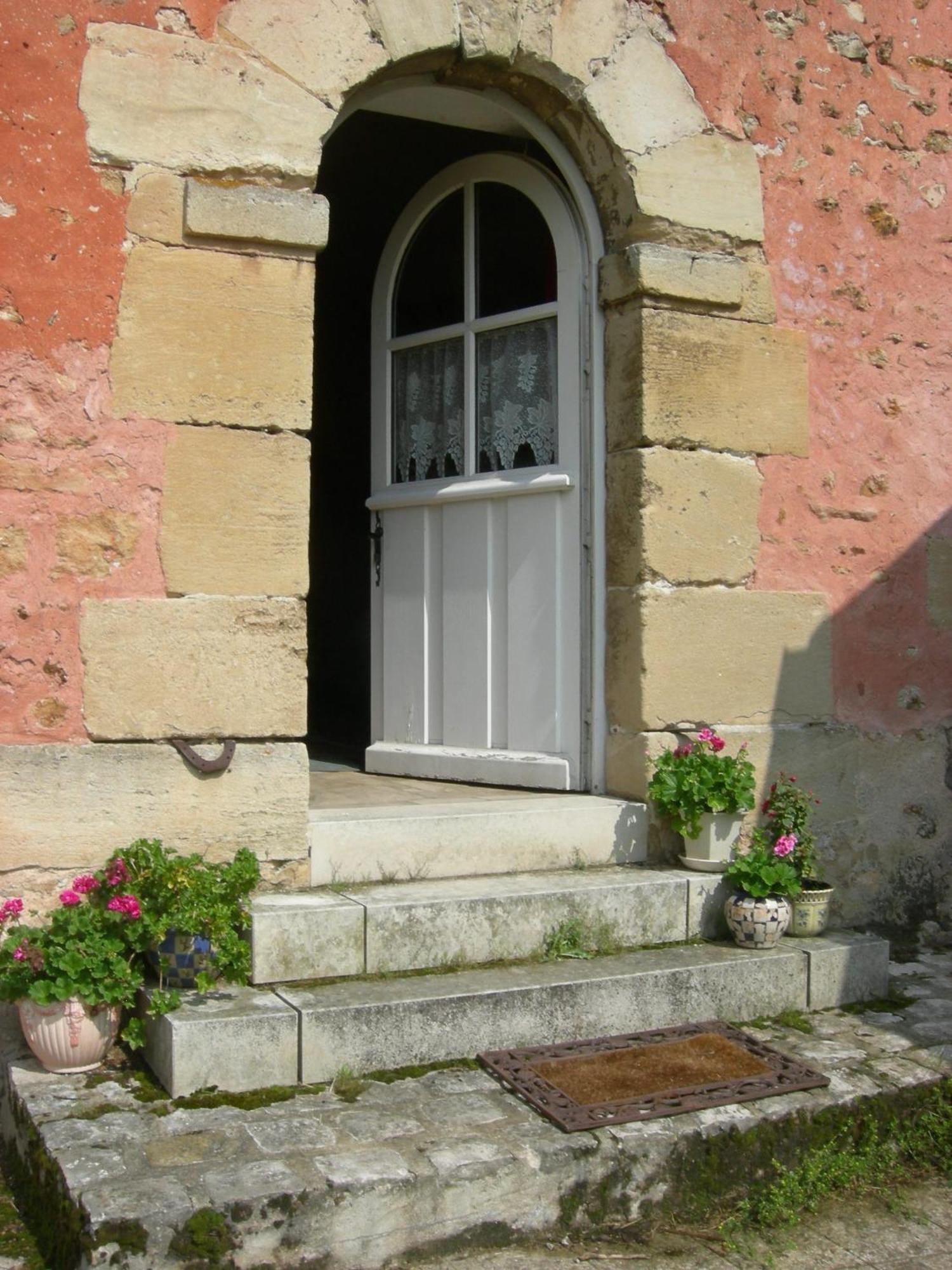 La Ferme Rose Bed & Breakfast Cergy Luaran gambar